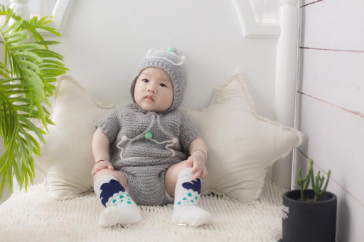 永州宝宝揉眼睛是怎么回事